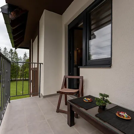 65 Titova Zlatibor 公寓 *